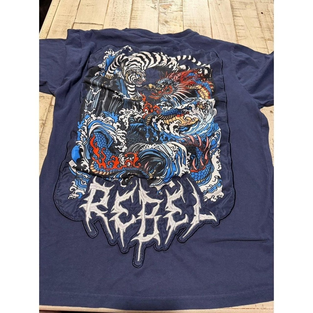 Rebel t-shirt